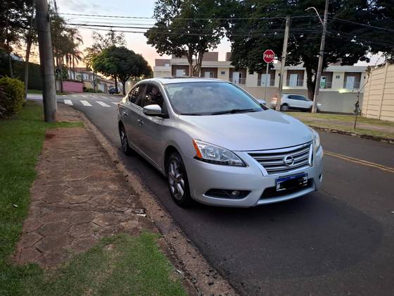 NISSAN SENTRA 2.0 UNIQUE 16V FLEX 4P AUTOMÁTICO